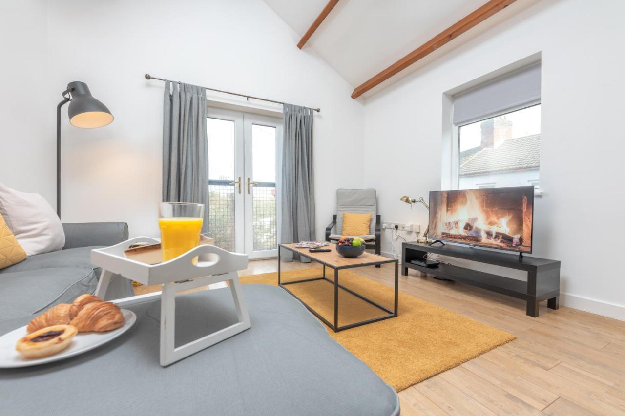 Stayright- 2 Bedroom House, Centrally Located & Close Walk To City Centre 卡迪夫 外观 照片