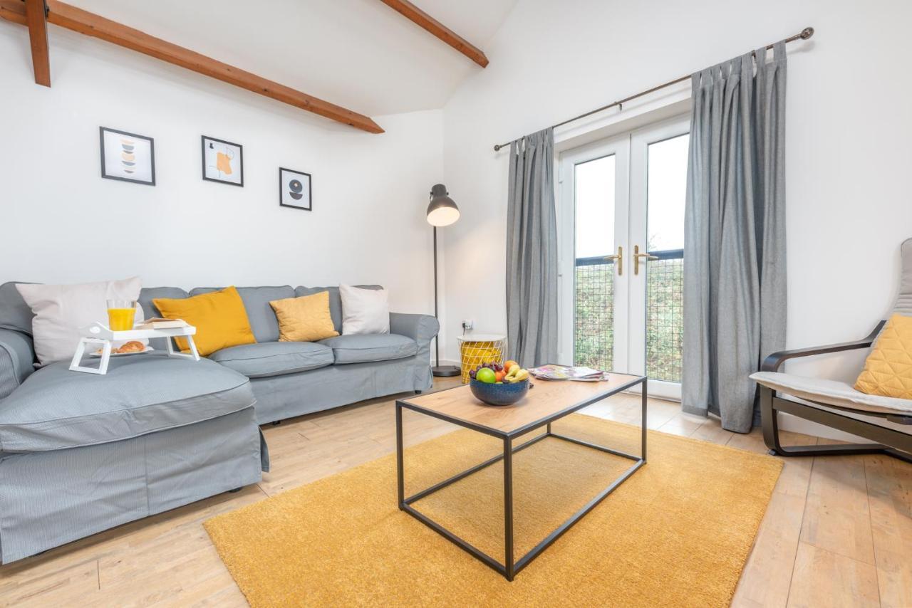 Stayright- 2 Bedroom House, Centrally Located & Close Walk To City Centre 卡迪夫 外观 照片