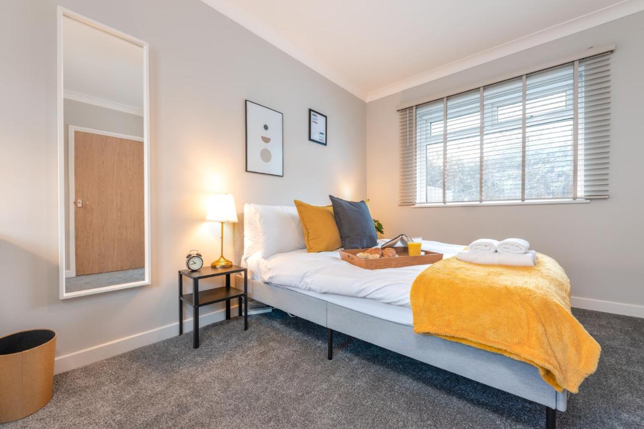 Stayright- 2 Bedroom House, Centrally Located & Close Walk To City Centre 卡迪夫 外观 照片