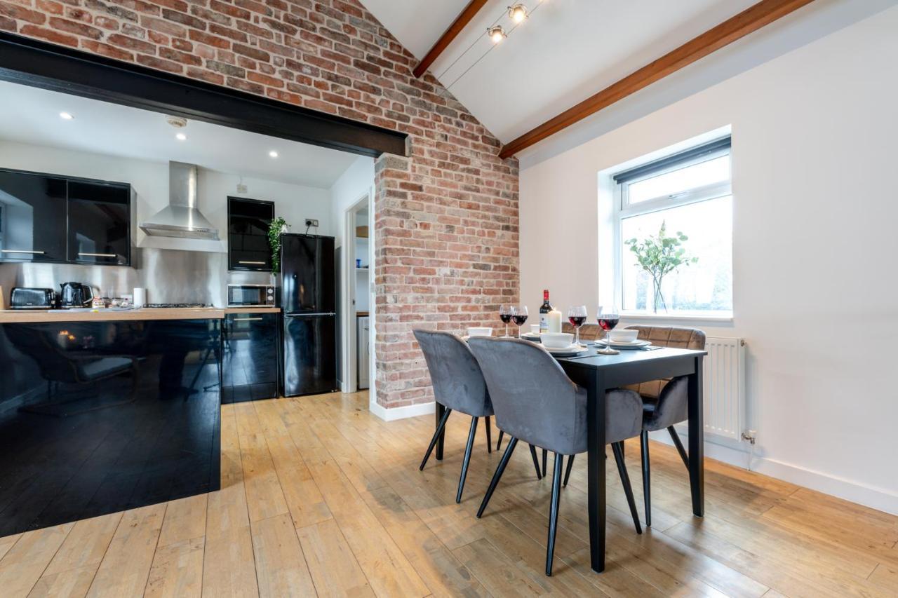 Stayright- 2 Bedroom House, Centrally Located & Close Walk To City Centre 卡迪夫 外观 照片